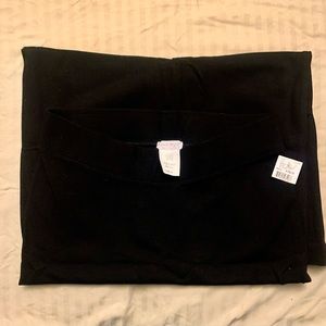 Pea and a Pod long black maternity skirt